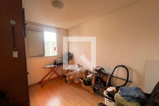 Quarto 1 de apartamento para alugar com 2 quartos, 48m² em Parque Santa Rosa, Suzano