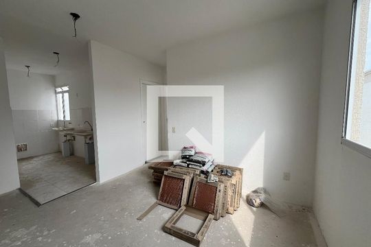 Apartamento para alugar com 2 quartos, 52m² em Parque Santa Rosa, Suzano