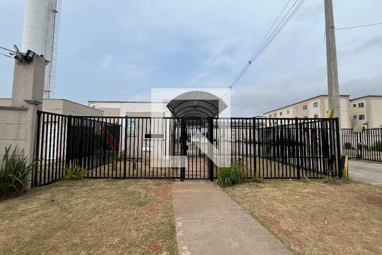 Fachada de apartamento para alugar com 2 quartos, 52m² em Parque Santa Rosa, Suzano