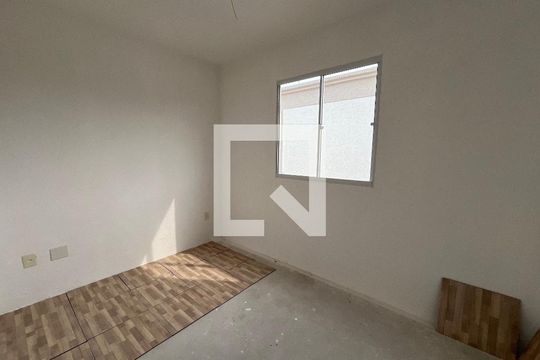 Quarto 1 de apartamento para alugar com 2 quartos, 52m² em Parque Santa Rosa, Suzano
