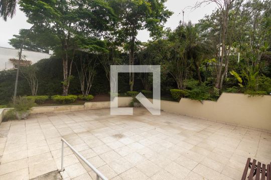 Área externa de casa de condomínio à venda com 3 quartos, 230m² em Jardim Ampliacao, São Paulo