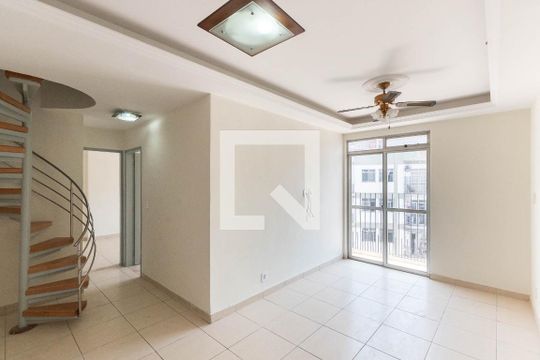 Apartamento à venda com 3 quartos, 116m² em São Francisco Xavier, Rio de Janeiro