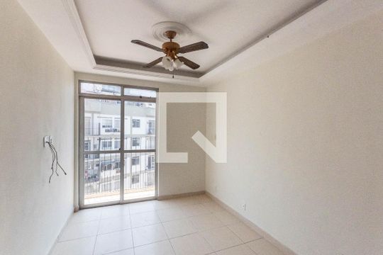 Sala de apartamento à venda com 3 quartos, 116m² em São Francisco Xavier, Rio de Janeiro