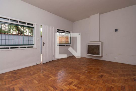 Casa para alugar com 3 quartos, 200m² em Vila Mariana, São Paulo