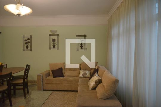 Sala de casa à venda com 5 quartos, 720m² em Vila Sao Pedro, Santo André