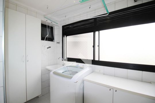 Área de Serviço de apartamento à venda com 3 quartos, 97m² em Indianópolis, São Paulo