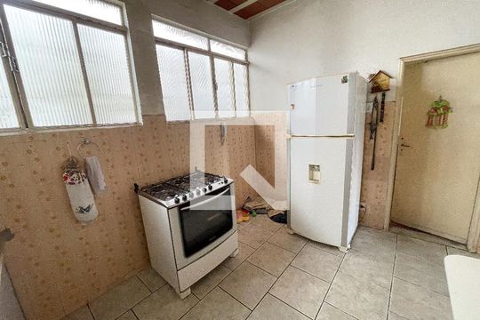 Cozinha de casa à venda com 3 quartos, 85m² em Eldorado, Contagem