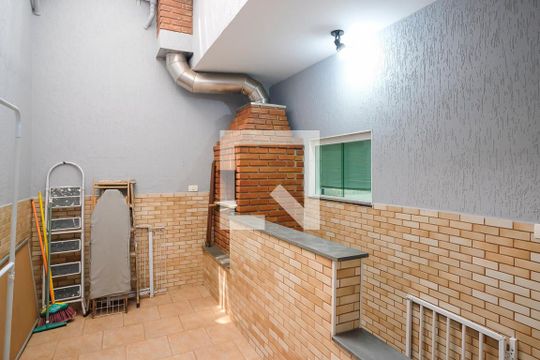 Área de serviço de casa à venda com 3 quartos, 200m² em Barcelona, São Caetano do Sul