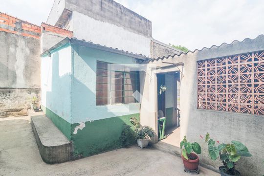 Corredor de casa à venda com 2 quartos, 288m² em Parque Oratório, Santo André