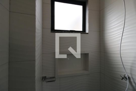Banheiro de kitnet/studio à venda com 0 quarto, 24m² em Vila Bastos, Santo André