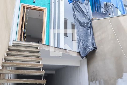 Garagem de casa à venda com 2 quartos, 124m² em Sacomã, São Paulo