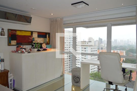 Quarto de kitnet/studio para alugar com 1 quarto, 70m² em Vila Mariana, São Paulo