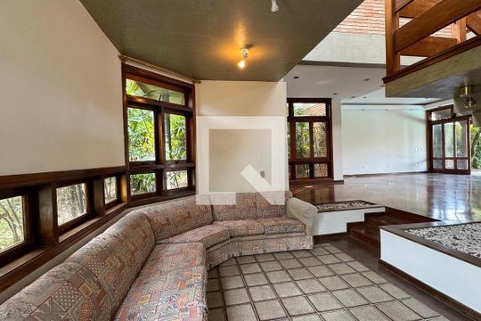 Sala 2 de casa de condomínio à venda com 3 quartos, 720m² em Alphaville, Santana de Parnaíba