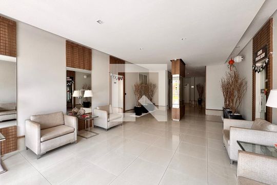 Hall social de apartamento à venda com 2 quartos, 70m² em Vila Valparaíso, Santo André