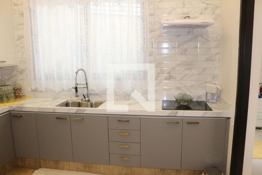Cozinha de casa à venda com 3 quartos, 185m² em Santa Maria, São Caetano do Sul