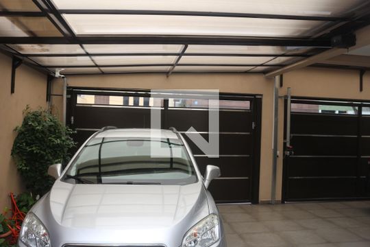 Garagem de casa à venda com 3 quartos, 185m² em Santa Maria, São Caetano do Sul