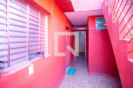 Área de Serviço de casa para alugar com 1 quarto, 83m² em Serraria, Diadema