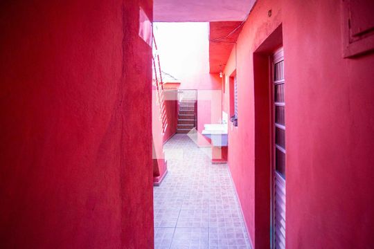 Área comum de casa para alugar com 1 quarto, 83m² em Serraria, Diadema