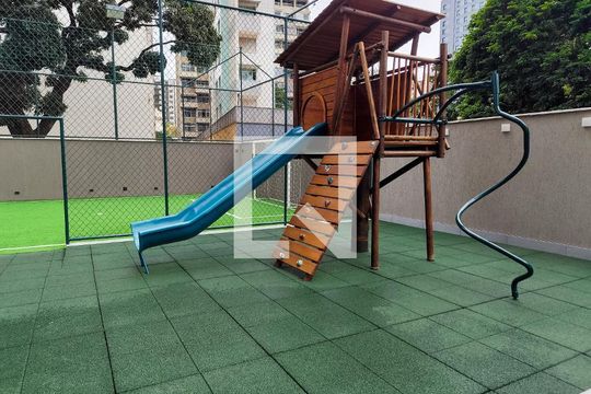 Área comum de apartamento para alugar com 2 quartos, 150m² em Serra, Belo Horizonte