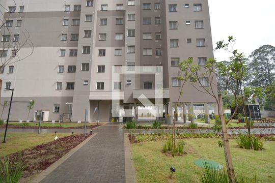 Fachada do bloco de apartamento para alugar com 2 quartos, 36m² em Usina Piratininga, São Paulo