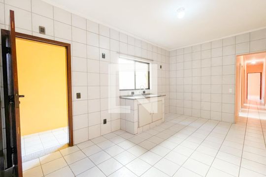 Cozinha de casa para alugar com 2 quartos, 100m² em Baeta Neves, São Bernardo do Campo