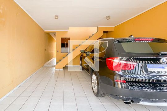 Garagem de casa para alugar com 2 quartos, 100m² em Baeta Neves, São Bernardo do Campo