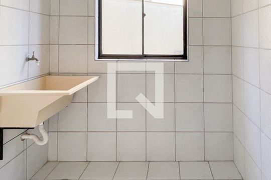 Área de Serviço de casa para alugar com 2 quartos, 100m² em Baeta Neves, São Bernardo do Campo