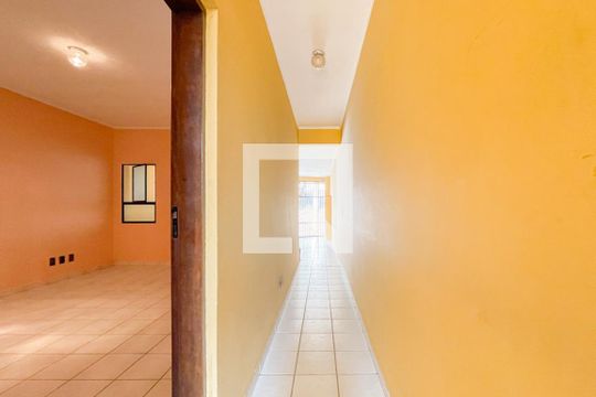 Entrada de casa para alugar com 2 quartos, 100m² em Baeta Neves, São Bernardo do Campo