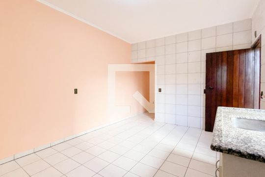 Cozinha de casa para alugar com 2 quartos, 100m² em Baeta Neves, São Bernardo do Campo