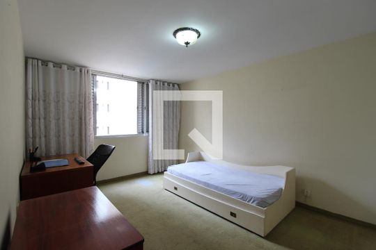 Quarto 1 de apartamento para alugar com 3 quartos, 135m² em Itaim Bibi, São Paulo