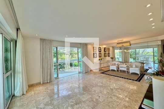 Apartamento à venda com 4 quartos, 220m² em Barra da Tijuca, Rio de Janeiro
