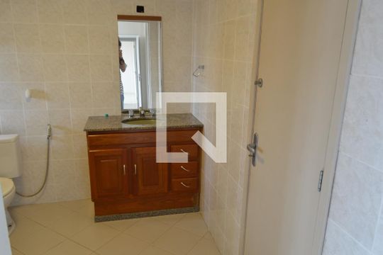 Banheiro da Suíte 1 de casa à venda com 5 quartos, 504m² em Pechincha, Rio de Janeiro
