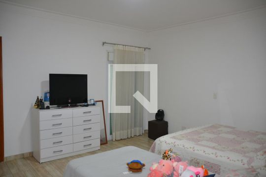 Suíte 1 de casa à venda com 4 quartos, 435m² em Santa Maria, São Caetano do Sul
