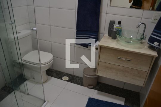 Banheiro de casa à venda com 4 quartos, 435m² em Santa Maria, São Caetano do Sul