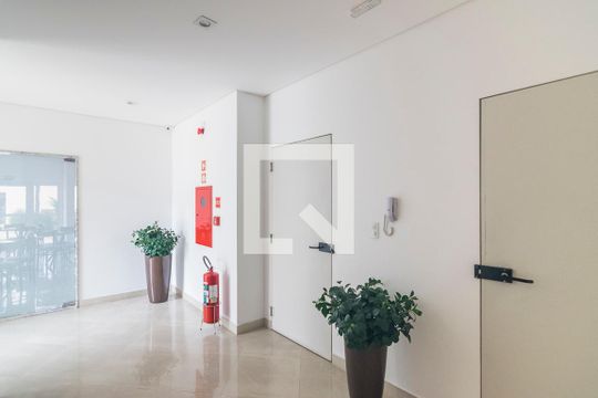Hall de Entrada de apartamento à venda com 2 quartos, 62m² em Jardim, Santo André