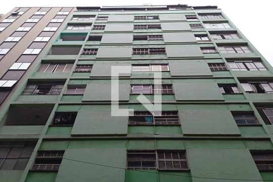 Fachada de kitnet/studio para alugar com 1 quarto, 42m² em Santa Ifigênia, São Paulo