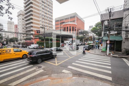 Vista de apartamento à venda com 2 quartos, 78m² em Cerqueira César, São Paulo