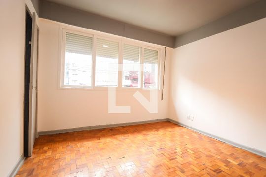 Quarto de apartamento à venda com 2 quartos, 78m² em Cerqueira César, São Paulo