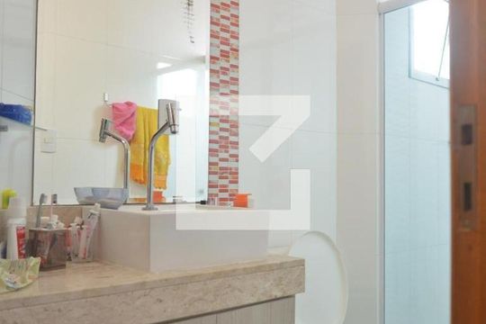 Banheiro da Suíte de apartamento à venda com 2 quartos, 180m² em Campestre, Santo André