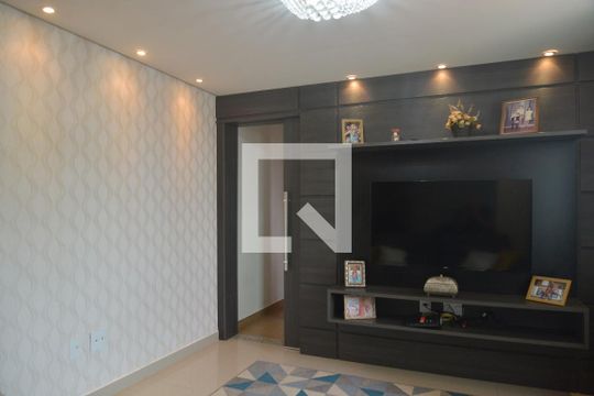 Apartamento à venda com 2 quartos, 180m² em Campestre, Santo André