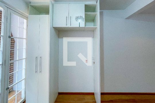 Cozinha de casa para alugar com 2 quartos, 130m² em Pinheiros, São Paulo