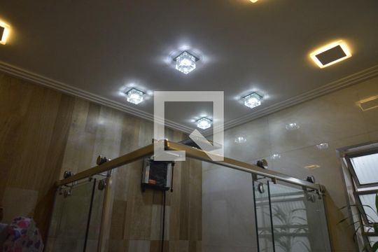Banheiro Social de casa para alugar com 3 quartos, 195m² em Vila Marajo, Santo André