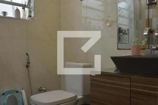 Banheiro Social de casa para alugar com 3 quartos, 195m² em Vila Marajo, Santo André