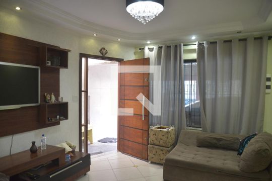 Casa para alugar com 3 quartos, 195m² em Vila Marajo, Santo André