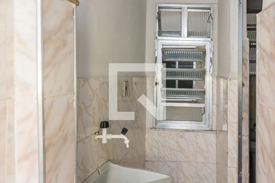Área de Serviço de apartamento para alugar com 2 quartos, 60m² em Irajá, Rio de Janeiro