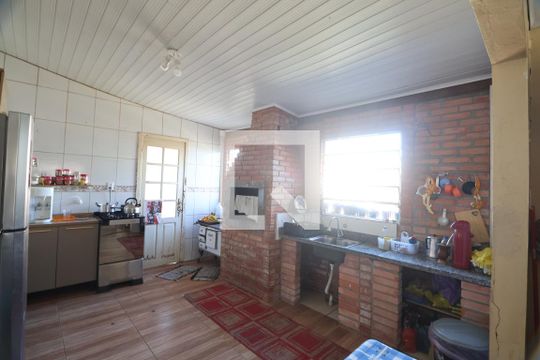 Cozinha de casa à venda com 2 quartos, 90m² em Harmonia, Canoas