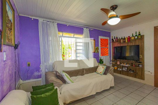 Sala de casa para alugar com 3 quartos, 200m² em Estância Velha, Canoas
