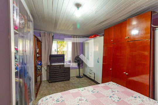 Quarto 1 de casa para alugar com 3 quartos, 200m² em Estância Velha, Canoas