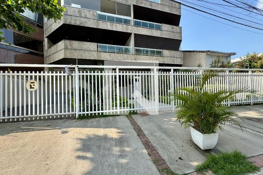 Fachada de apartamento à venda com 3 quartos, 140m² em Recreio dos Bandeirantes, Rio de Janeiro