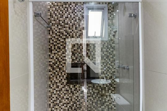 Banheiro Social de apartamento para alugar com 3 quartos, 69m² em Vila Caraguata, São Paulo